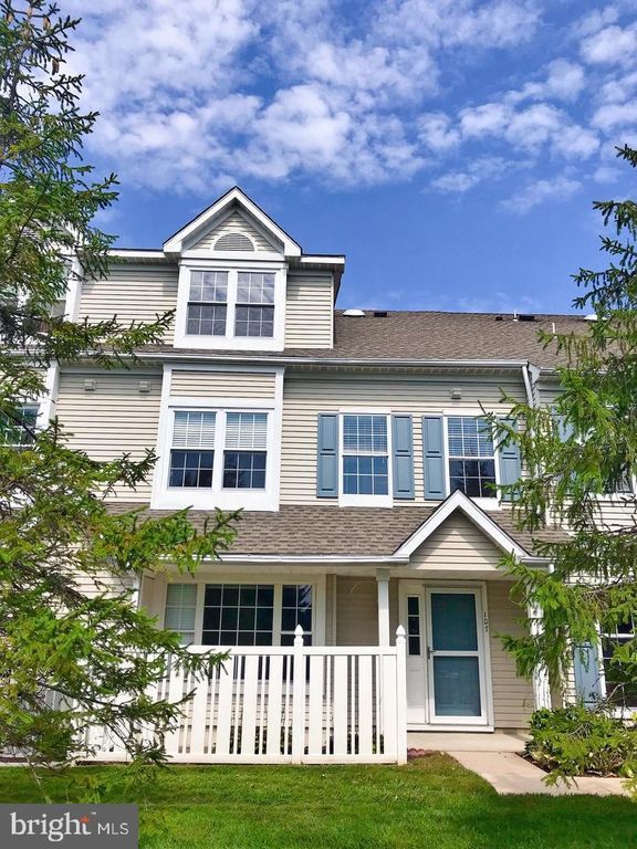 107 WHARTON RD, Mount Laurel, NJ 08054