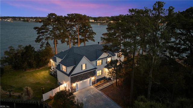 2000 English Cedar CIR, Virginia Beach, VA 23451