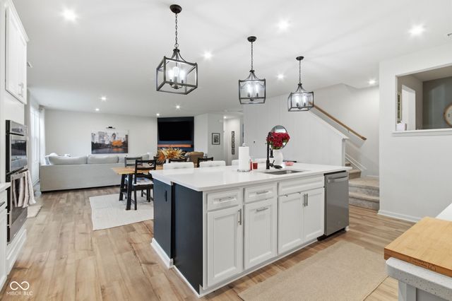 504 Allandale Avenue, Westfield, IN 46074