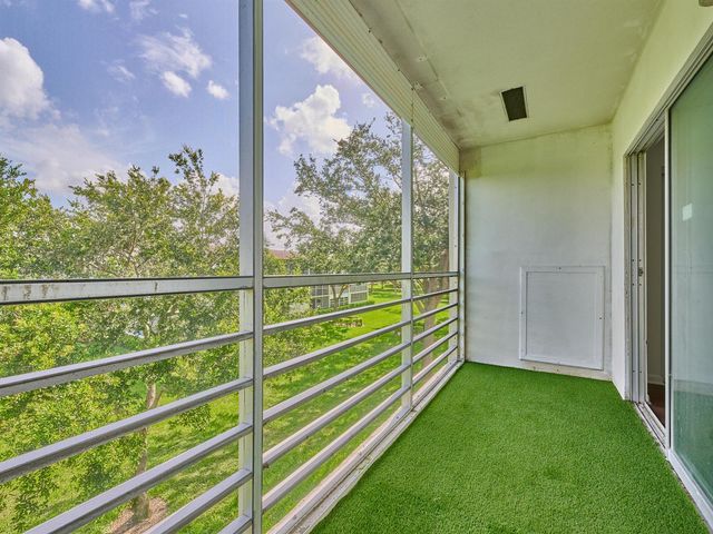 325 Mansfield Drive 325 H, Boca Raton, FL 33434