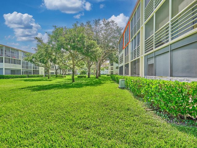 325 Mansfield Drive 325 H, Boca Raton, FL 33434