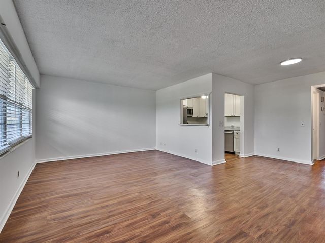 325 Mansfield Drive 325 H, Boca Raton, FL 33434