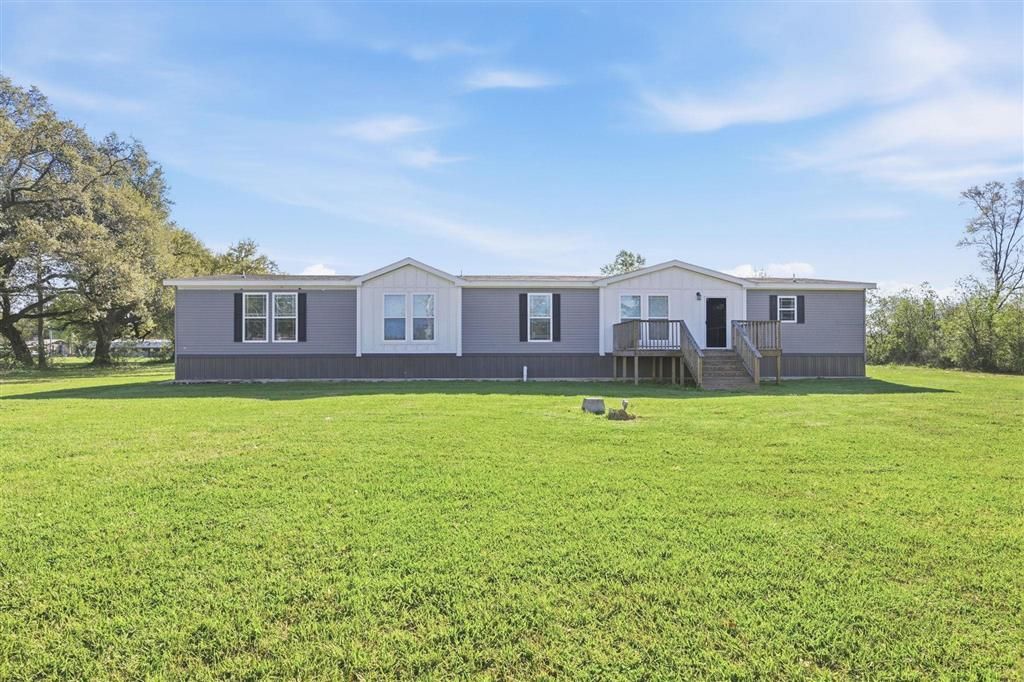 2038 N Beglis Parkway, Sulphur, LA 70663