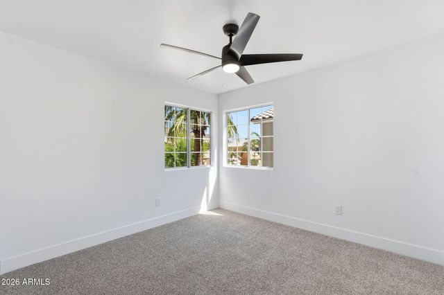 2109 E SALTSAGE Drive, Phoenix, AZ 85048