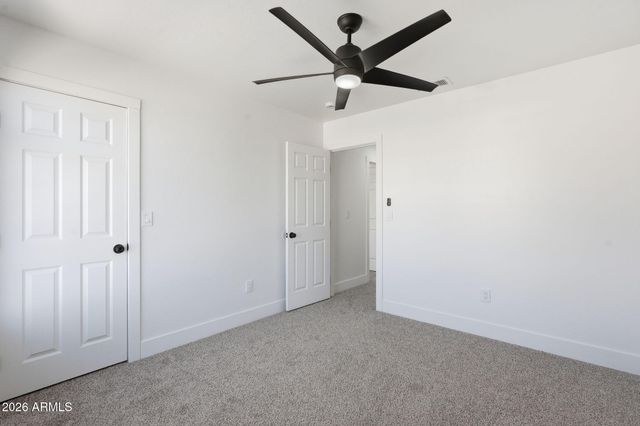 2109 E SALTSAGE Drive, Phoenix, AZ 85048