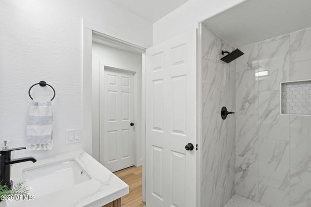 2109 E SALTSAGE Drive, Phoenix, AZ 85048