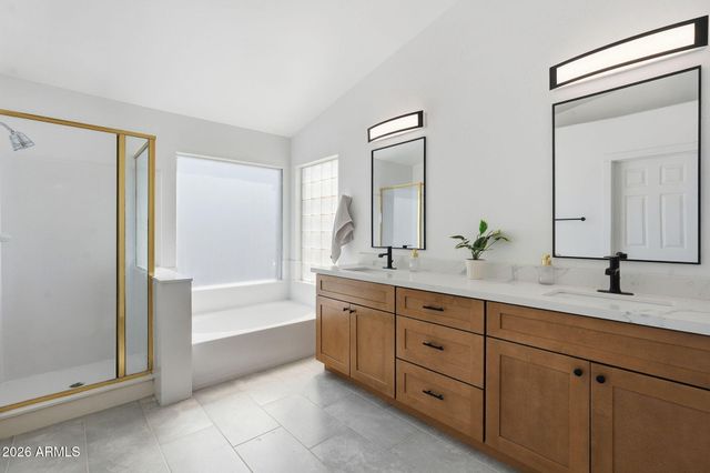 2109 E SALTSAGE Drive, Phoenix, AZ 85048