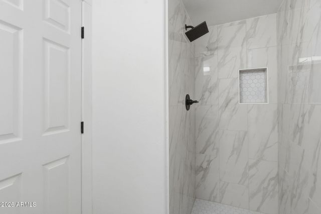 2109 E SALTSAGE Drive, Phoenix, AZ 85048