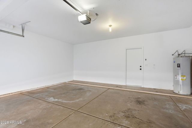 2109 E SALTSAGE Drive, Phoenix, AZ 85048