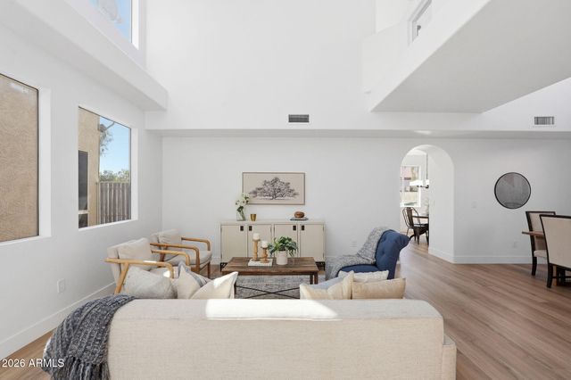 2109 E SALTSAGE Drive, Phoenix, AZ 85048