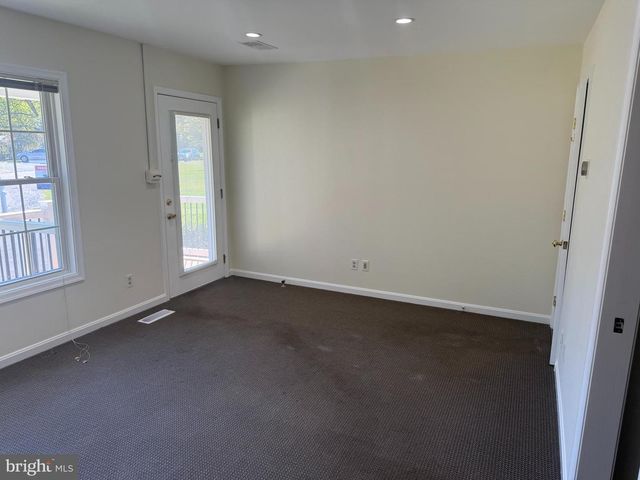 14 OAK CT, Annapolis, MD 21401