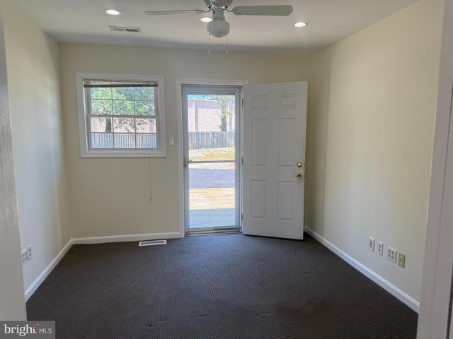 14 OAK CT, Annapolis, MD 21401