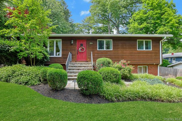 185 N Lincoln Street, Pearl River, NY 10965