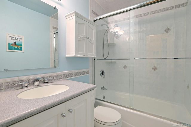 185 N Lincoln Street, Pearl River, NY 10965