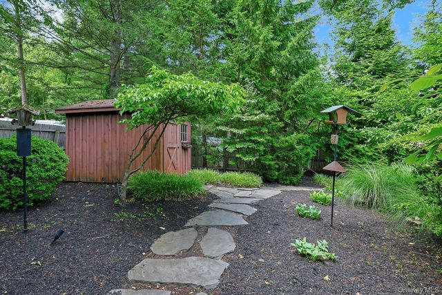 185 N Lincoln Street, Pearl River, NY 10965