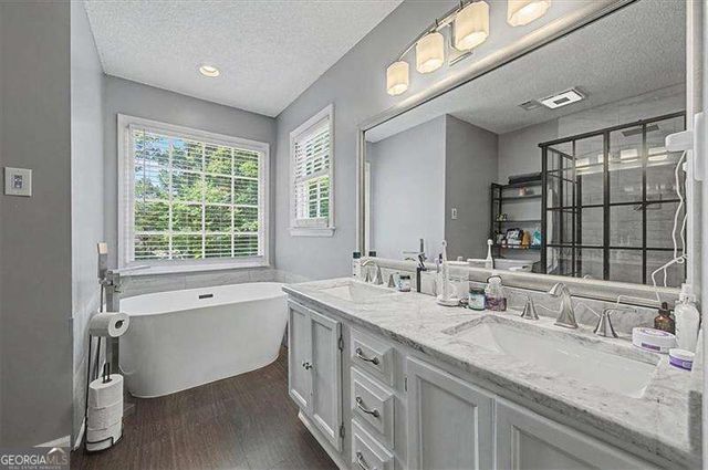 4111 Falcon Shores Court NW, Acworth, GA 30101