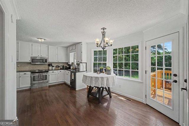4111 Falcon Shores Court NW, Acworth, GA 30101
