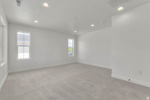 987 N AMBERLY DR, North Salt Lake, UT 84054