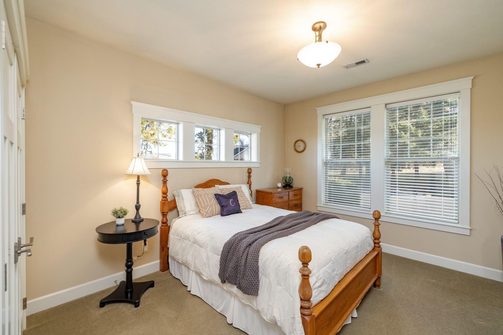 3311 E Chisholm Ln, Spokane, WA 99223 photo 21