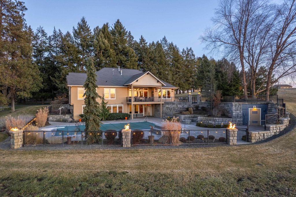 3311 E Chisholm Ln, Spokane, WA 99223 photo 5