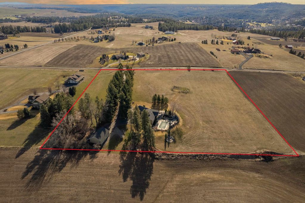 3311 E Chisholm Ln, Spokane, WA 99223 photo 50