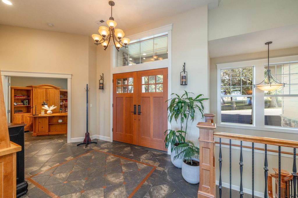 3311 E Chisholm Ln, Spokane, WA 99223 photo 7