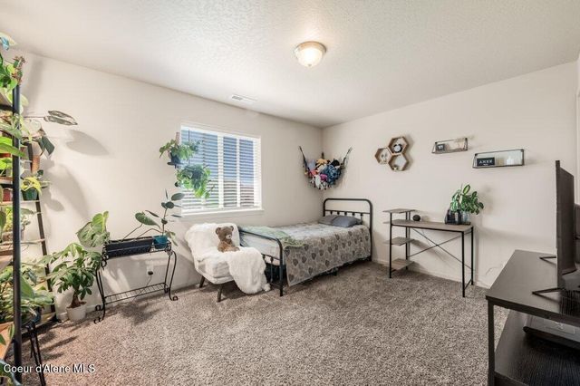 616 E BEECHER AVE, Post Falls, ID 83854