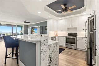 425 Cove Tower DR 1002, Naples, FL 34110