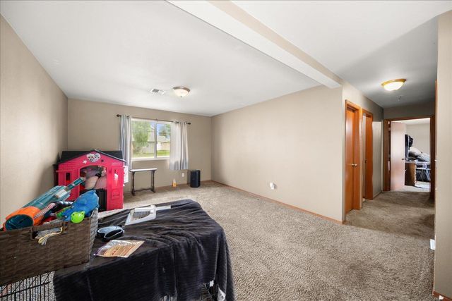 728 E Carrie Dr, Medical Lake, WA 99022