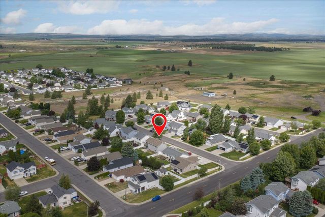 728 E Carrie Dr, Medical Lake, WA 99022