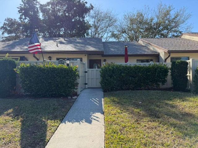 1017 Green Pine Boulevard F, West Palm Beach, FL 33409