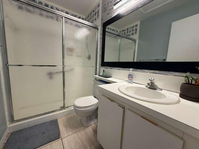 1017 Green Pine Boulevard F, West Palm Beach, FL 33409