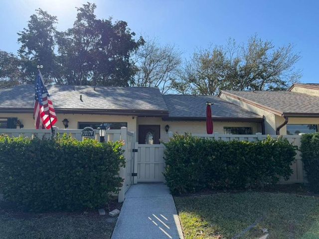 1017 Green Pine Boulevard F, West Palm Beach, FL 33409