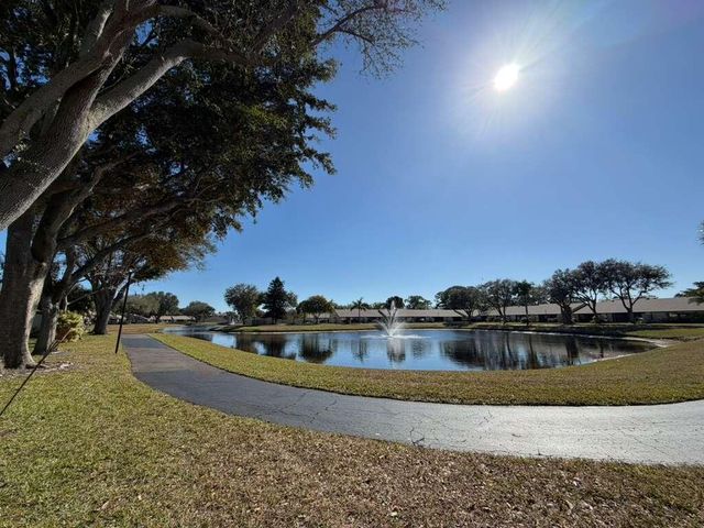 1017 Green Pine Boulevard F, West Palm Beach, FL 33409