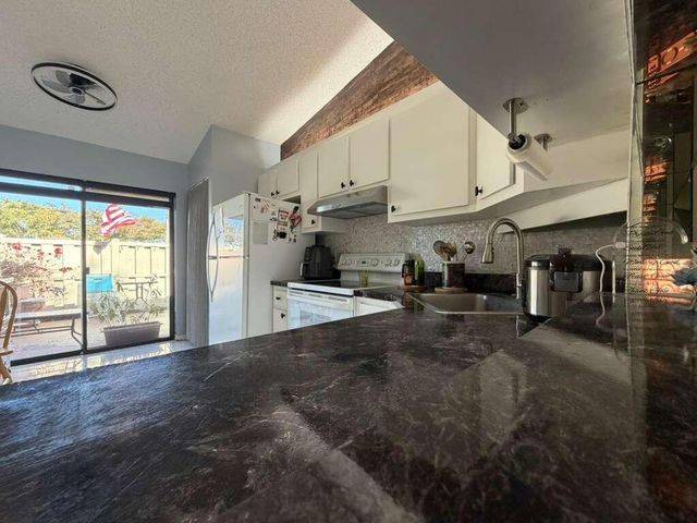 1017 Green Pine Boulevard F, West Palm Beach, FL 33409