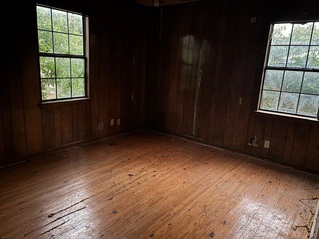 659 Neomi Avenue, Dallas, TX 75217