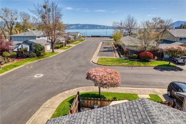 1832 Montana Vista, Lakeport, CA 95453