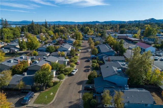 1832 Montana Vista, Lakeport, CA 95453