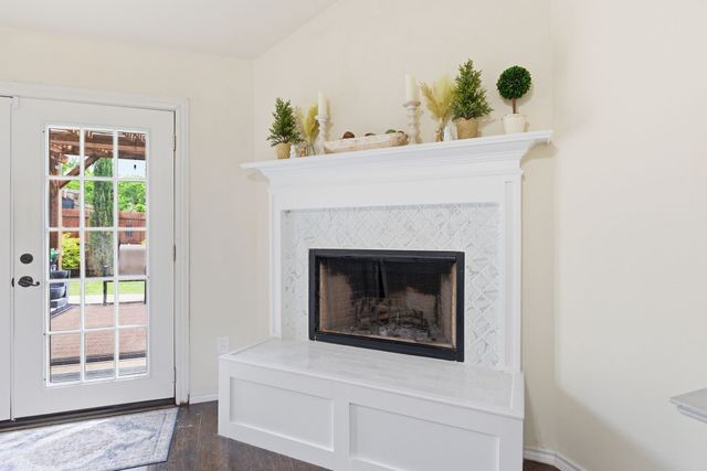 10809 Valor Trail, Fort Worth, TX 76108