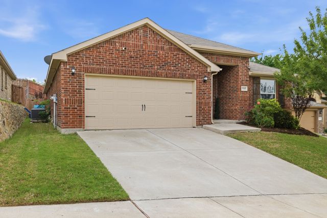 10809 Valor Trail, Fort Worth, TX 76108
