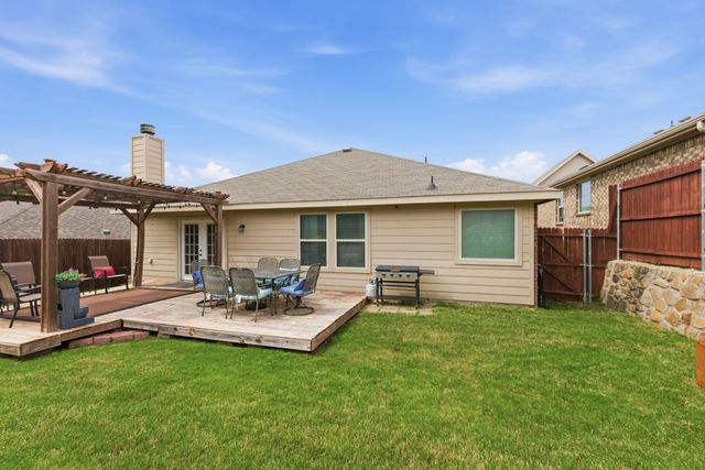 10809 Valor Trail, Fort Worth, TX 76108