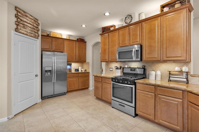 13607 Summer Hill Drive, Montgomery, TX 77356