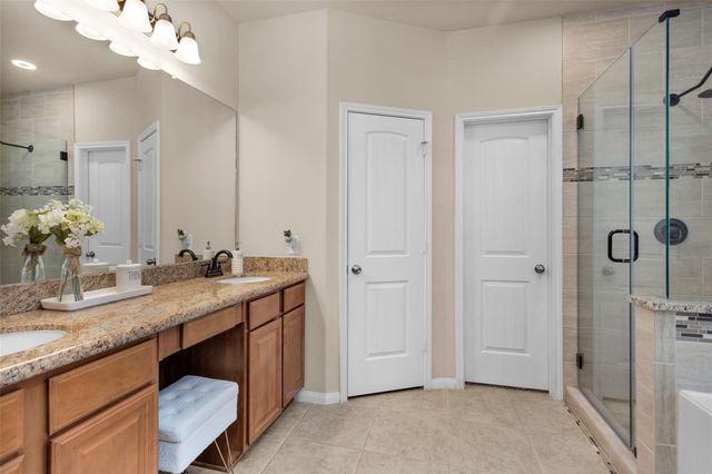 13607 Summer Hill Drive, Montgomery, TX 77356