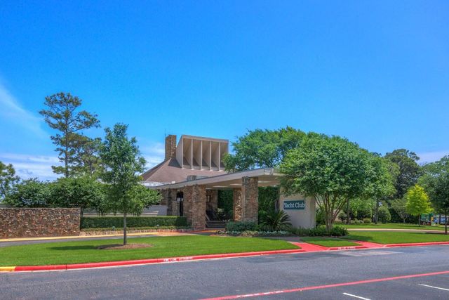 13607 Summer Hill Drive, Montgomery, TX 77356