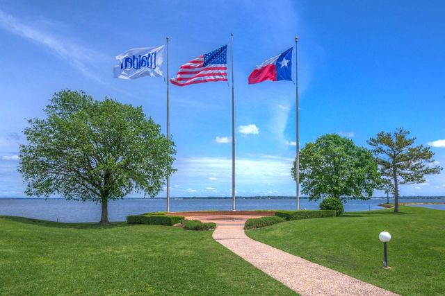 13607 Summer Hill Drive, Montgomery, TX 77356