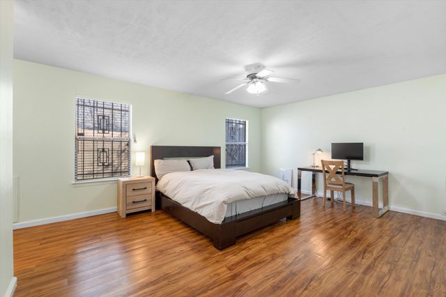 916 Turner Drive NE, Albuquerque, NM 87123