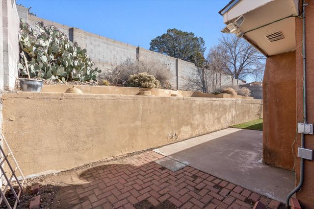 916 Turner Drive NE, Albuquerque, NM 87123