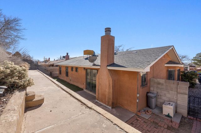 916 Turner Drive NE, Albuquerque, NM 87123