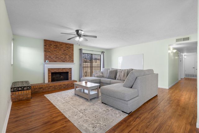 916 Turner Drive NE, Albuquerque, NM 87123