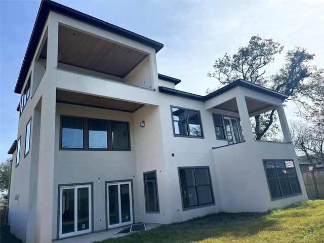 9610 Chatfield Street, Houston, TX 77025